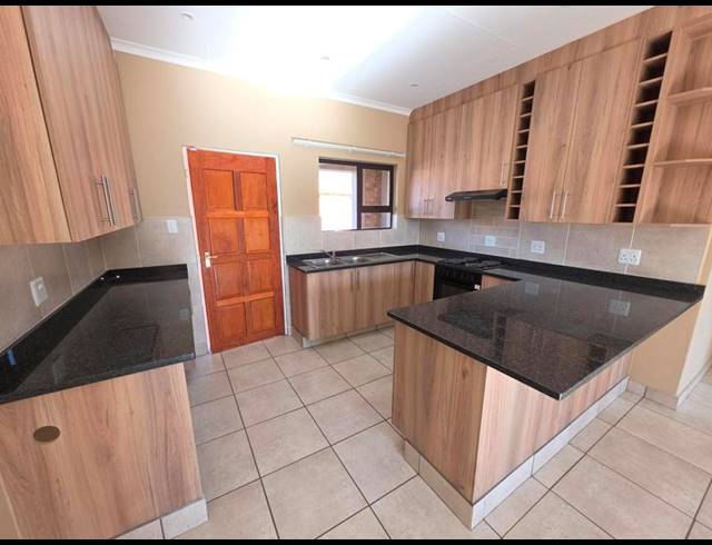 3 BEDROOM PROPERTY TO RENT IN RIVERSDALE